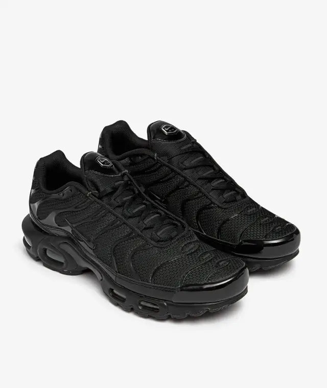 AIR MAX PLUS "TRIPLE BLACK" - NEGRO